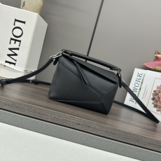 Loewe Puzzle Bags